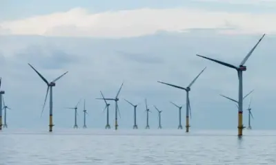 На първо четене: Депутатаите дадоха зелена светлина за изграждане на вятърни централи за ток в Черно море