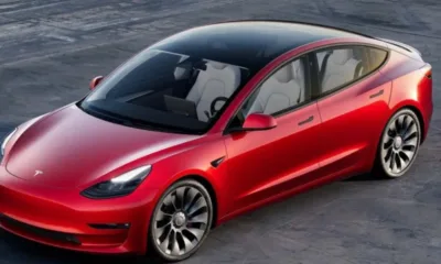 Акциите на Tesla паднаха с 3%