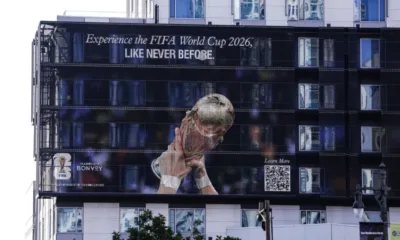 Разходите от Световното първенство свалиха печалбата на Adidas