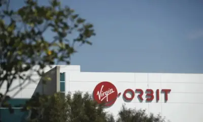 Virgin Orbit на Ричард Брансън прекрати дейността си
