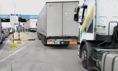 Блокирани на Дунав мост II: С дни българските камиони със стока за Австрия не могат да минат границата