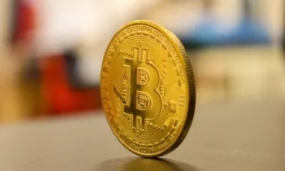 Биткойнът стои стабилно