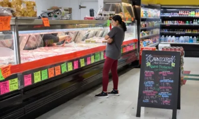 Търговският дефицит на САЩ при стоките достигна рекордните 1,24 трилиона долара през 2025 г.