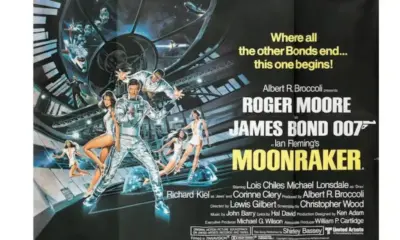 Вещи на Роджър Мур от ролята му на Джеймс Бонд отиват на търг (СНИМКИ)