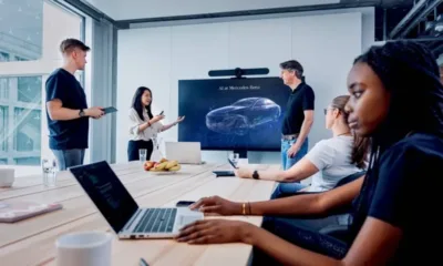 Служителите на Mercedes-Benz ще работят с ИИ