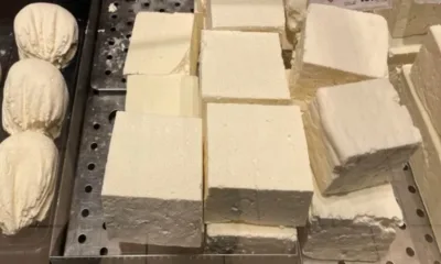 Икономист: От производителя до потребителя средната цена на сиренето скача с над 65 %