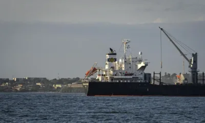 3 от общо 11 танкера, наети от американската компания Chevron, в момента превозват петрол от Венецуела към САЩ