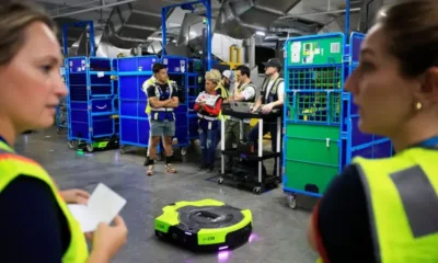 Amazon с ново поколение роботи с ИИ за складовете си