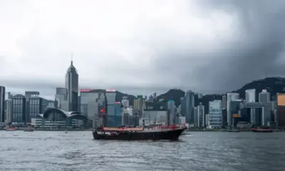 Хонконг обмисля повишение на застраховките по депозитите