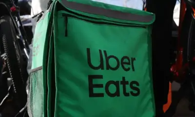 Самоуправляващите се роботи на Uber Eats вече доставят храна и в Япония