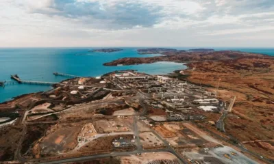 Въпреки критиките: Австралия удължи с цели 40 години експлоатацията на огромен завод за LNG