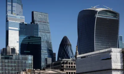Обединеното кралство се подготвя да защити бизнеса от бурята с митата