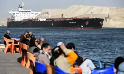 Приходите от Суецкия канал са намалели с 50%