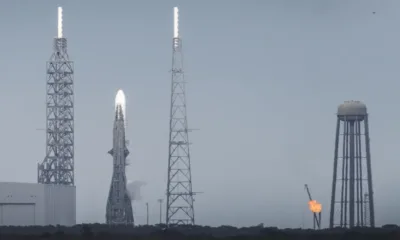 Регулатори в САЩ изискват от Blue Origin да разследва провала на ракета New Glenn