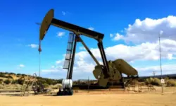 Цените на петрола бележат спад