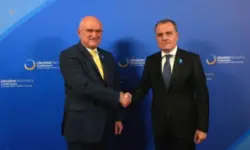 Главчев: България има интерес да е съакционер в зелен коридор за енергия от Азербайджан към Европа 