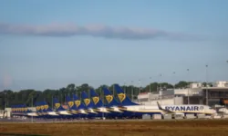 Ryanair се противопостави на плана за утрояване на данъците върху самолетните билети във Франция 