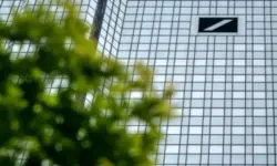 Deutsche Bank очаква съдебни искове да повлияят на печалбата на групата