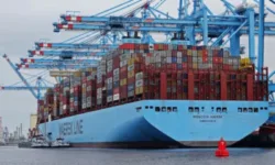 Временно: DHL спира пратките за потребители в САЩ