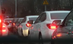 Подкрепа за автомобилния сектор в Европа: Облекчават правилата за емисиите на CO2 за новите превозни средства