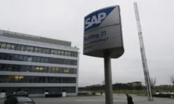 Стратегическо партньорство: SAP ще подпомага Mercedes в цифровата трансформация 