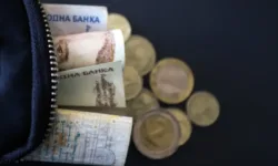 Най-голям разход: Харчим средно по 860 лева за храна