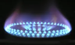 КЕВР утвърди с 2,43% по-ниска цена на газа за юли 