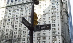 „WALL STREET JOURNAL“: Elliott иска да придобие продължението на „Турски поток“ в България