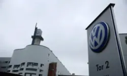 Сериозни затруднения: Германското правителство търси начини да подкрепи Volkswagen